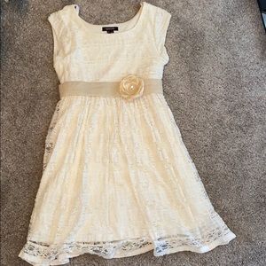 Lace dress